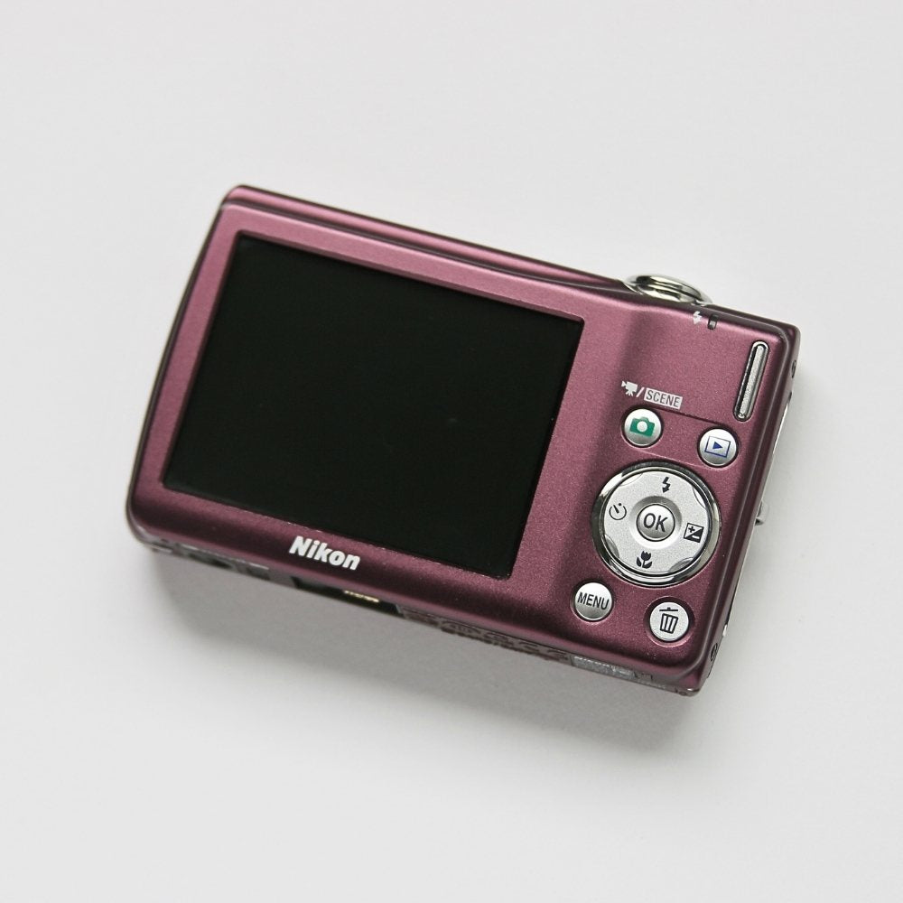 Nikon COOLPIX S220