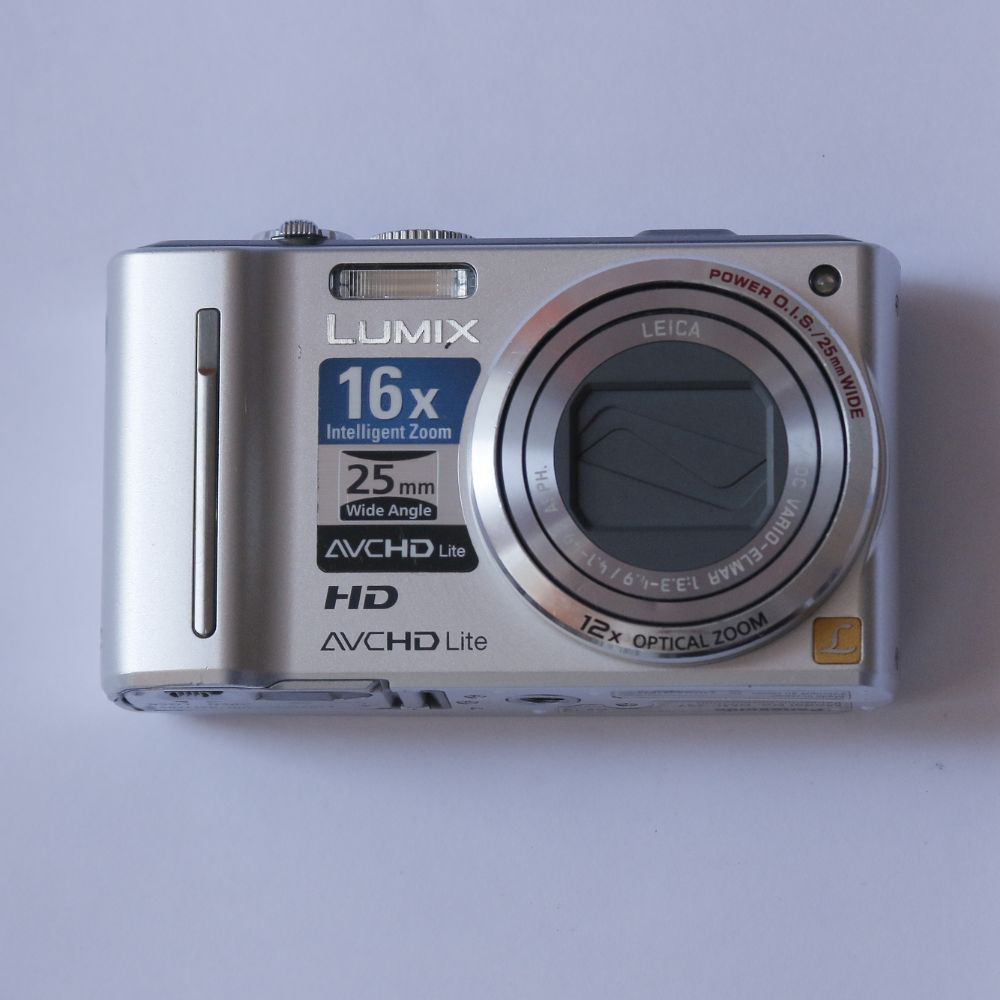 Panasonic LUMIX DMC-ZS7