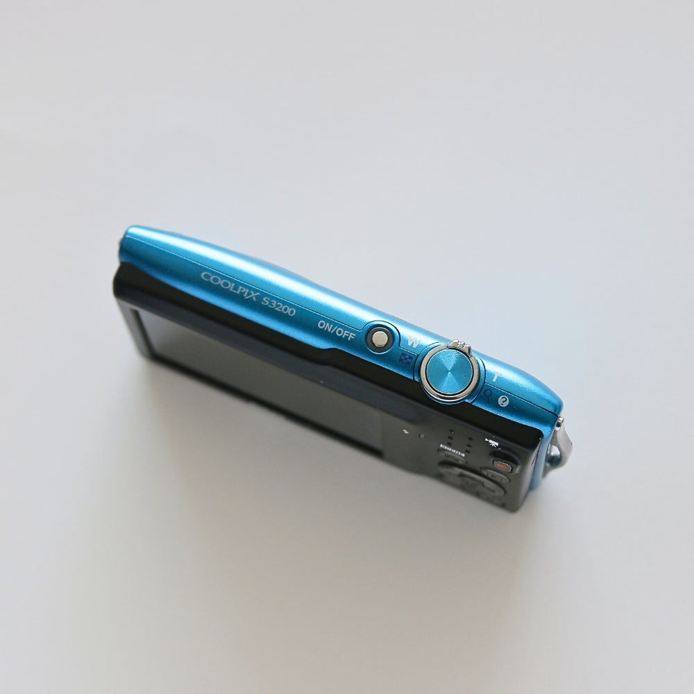 Nikon COOLPIX S3200