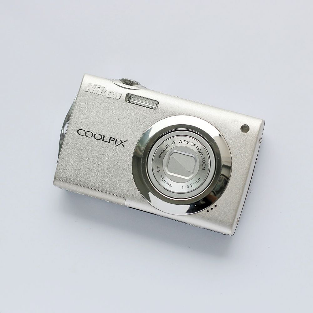 Nikon COOLPIX S4000