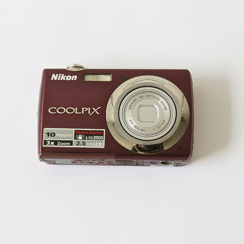 Nikon COOLPIX S220