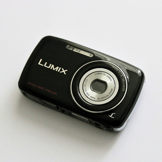Panasonic LUMIX DMC-S3