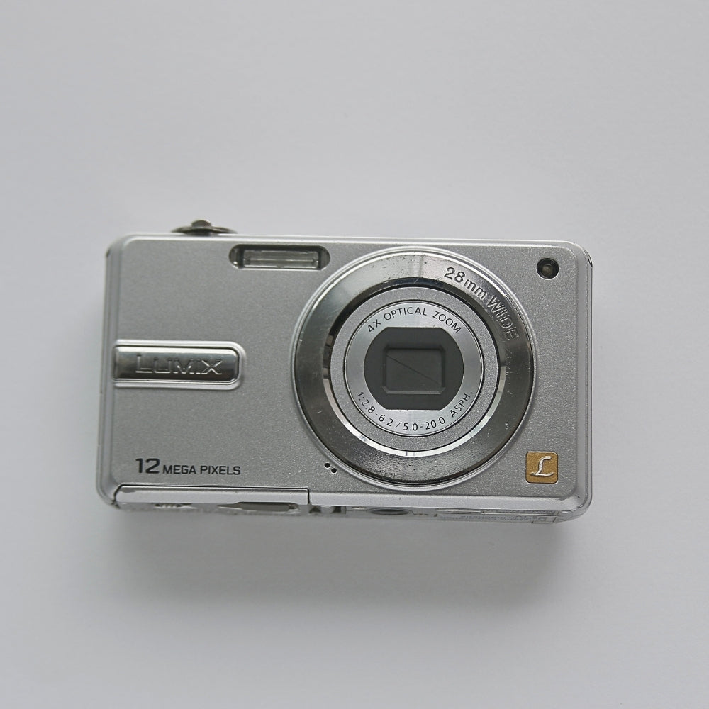 Panasonic Lumix DMC-F3