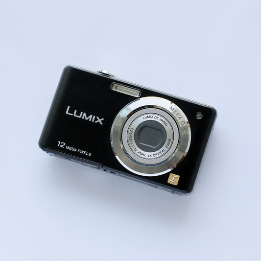 Panasonic LUMIX DMC-FS12
