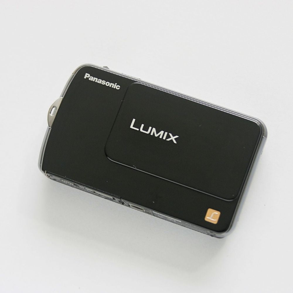 Panasonic LUMIX DMC-FP7