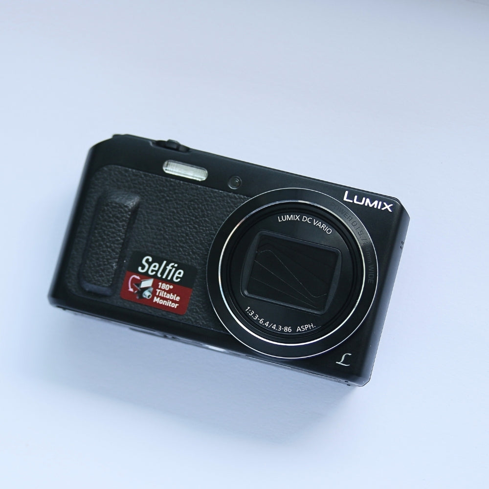 Panasonic LUMIX DMC-ZS45 Selfie