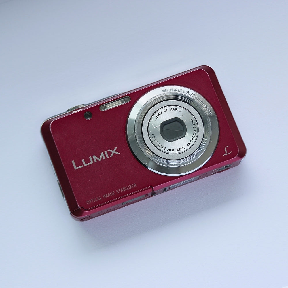 Panasonic LUMIX DMC-FH4