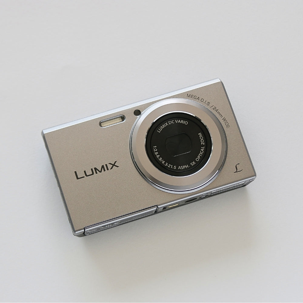 Panasonic LUMIX DMC-FH12