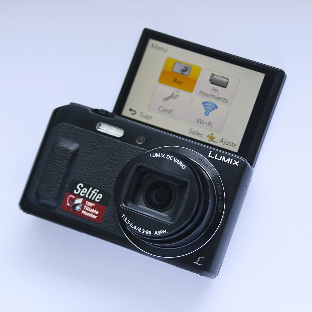 Panasonic LUMIX DMC-ZS45 Selfie