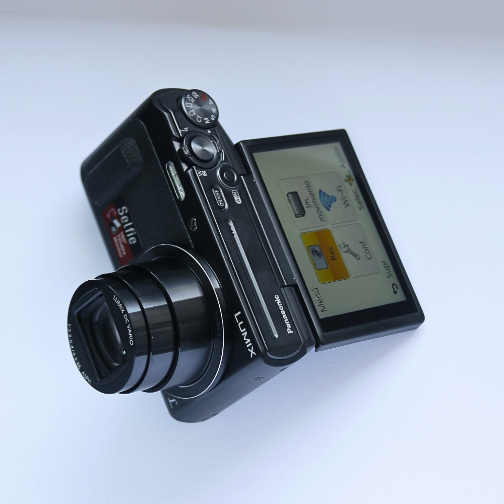 Panasonic LUMIX DMC-ZS45 Selfie