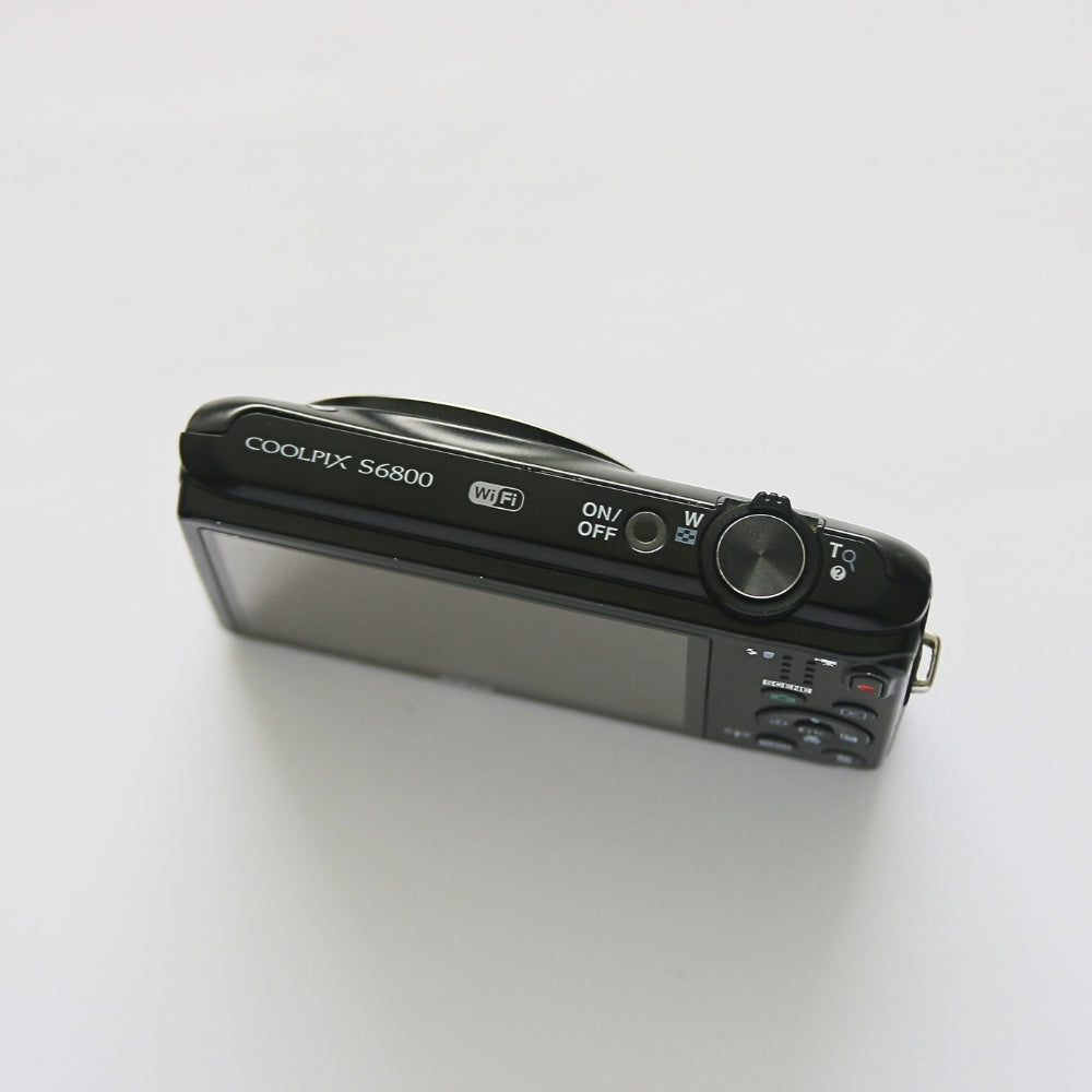 Nikon COOLPIX S6800