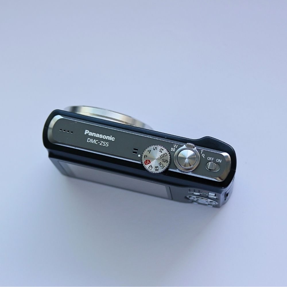 Panasonic LUMIX DMC-ZS5