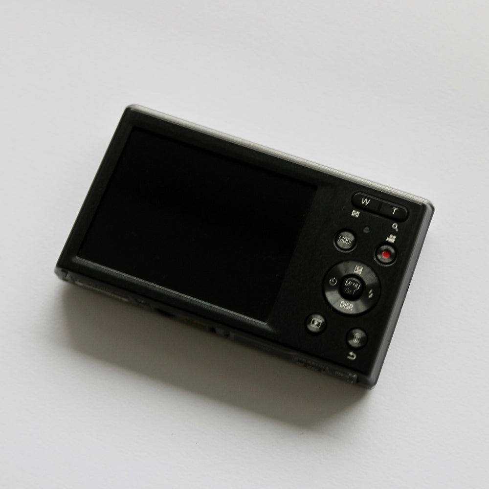 Panasonic LUMIX DMC-FH12
