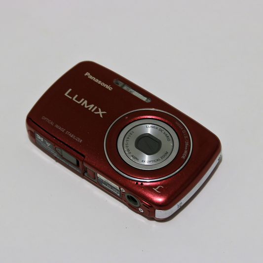 Panasonic LUMIX DMC-S3