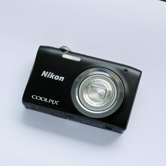 Nikon COOLPIX A100