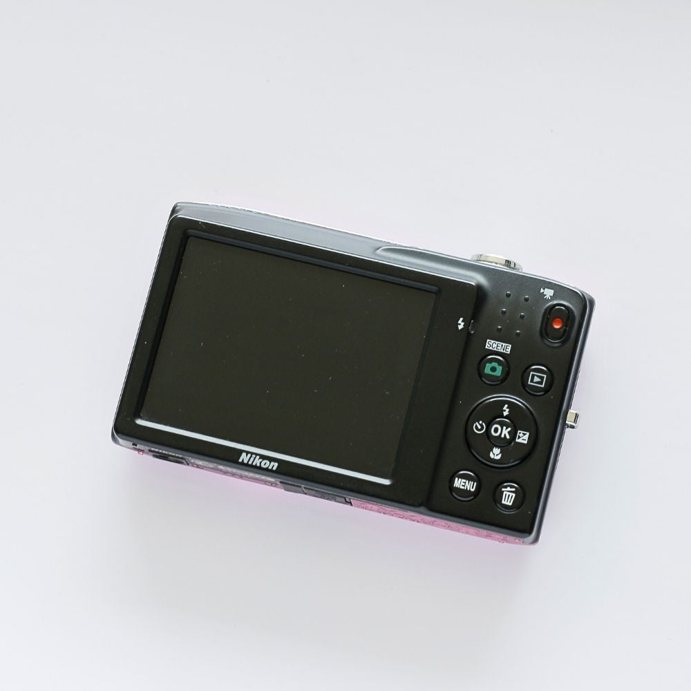 Nikon COOLPIX S2700