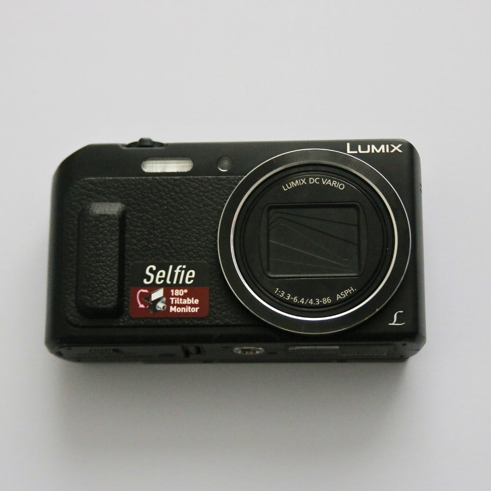 Panasonic LUMIX DMC-ZS45 Selfie