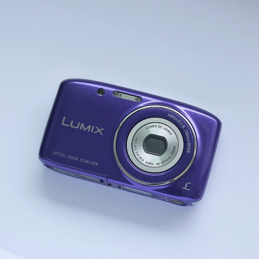 Panasonic LUMIX DMC-S2