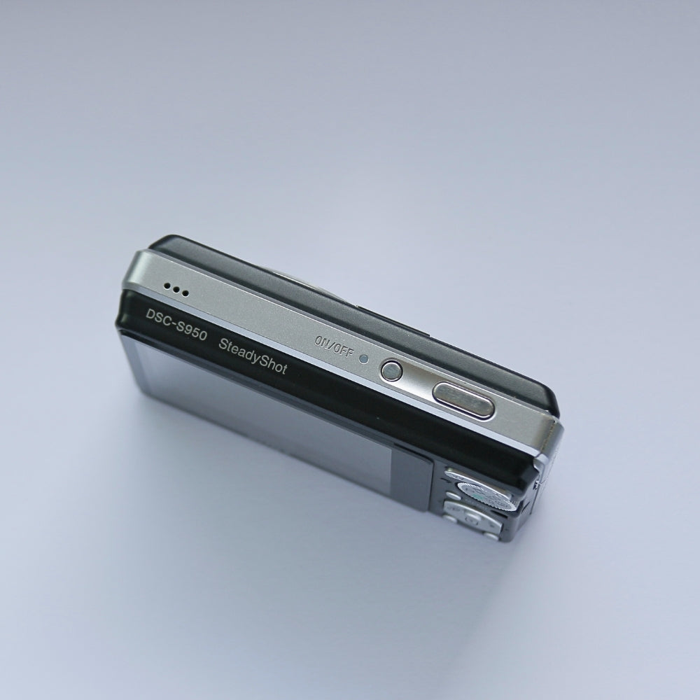 Sony Cyber-shot DSC-S950