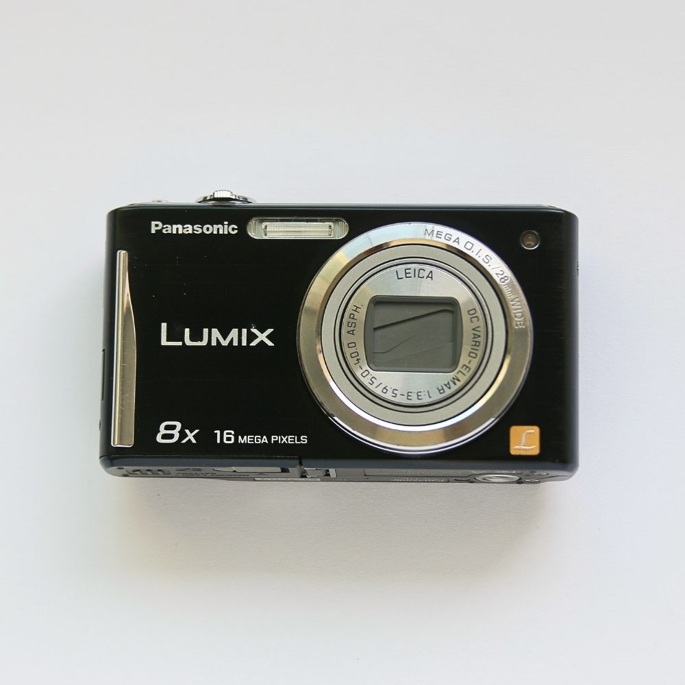 Panasonic LUMIX DMC-FH25