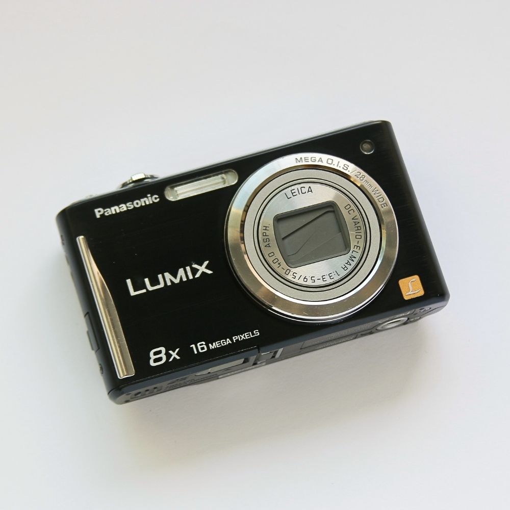 Panasonic LUMIX DMC-FH25