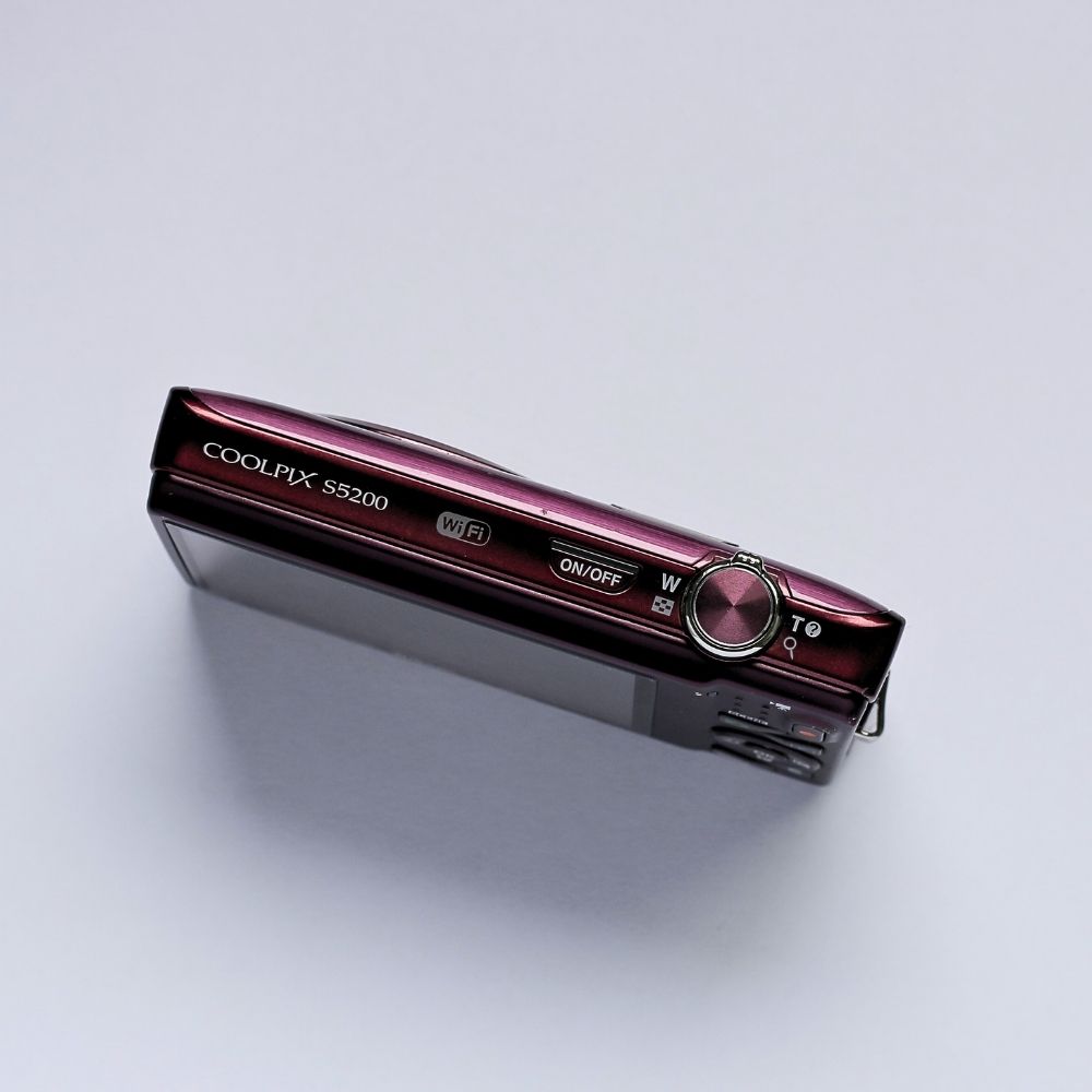 Nikon Coolpix S5200