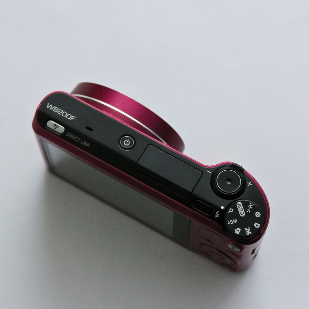 Samsung WB200F