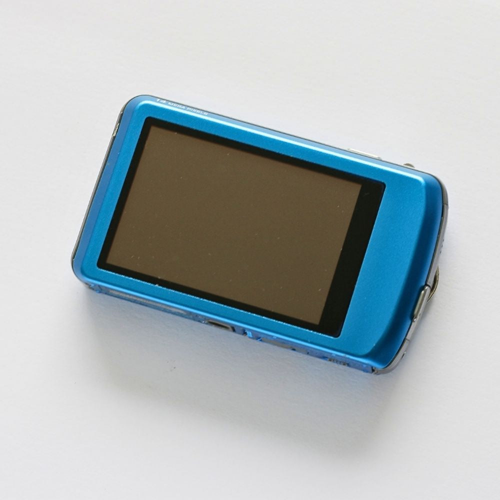 Panasonic LUMIX DMC-FP5