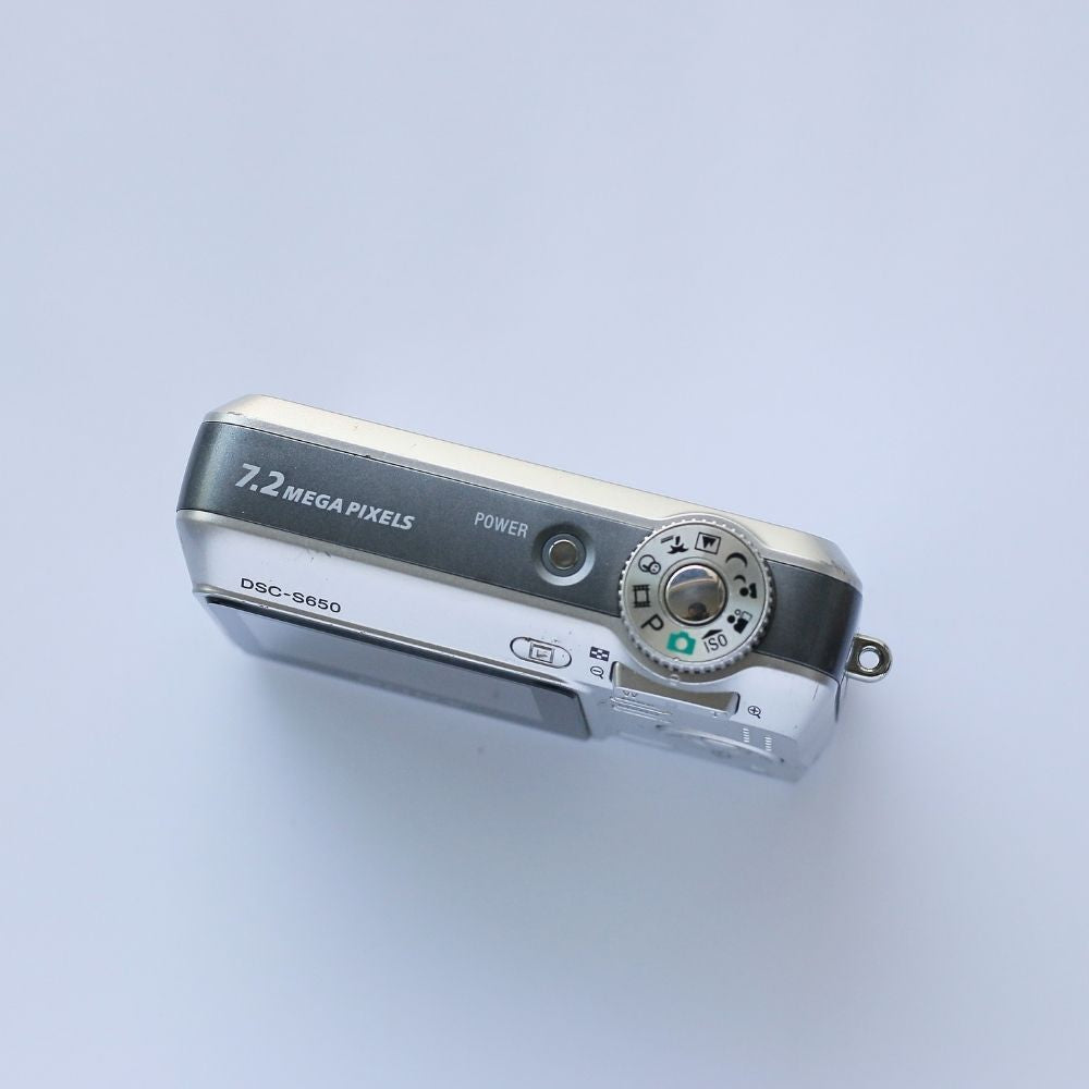 SONY Cyber-shot DSC-S650