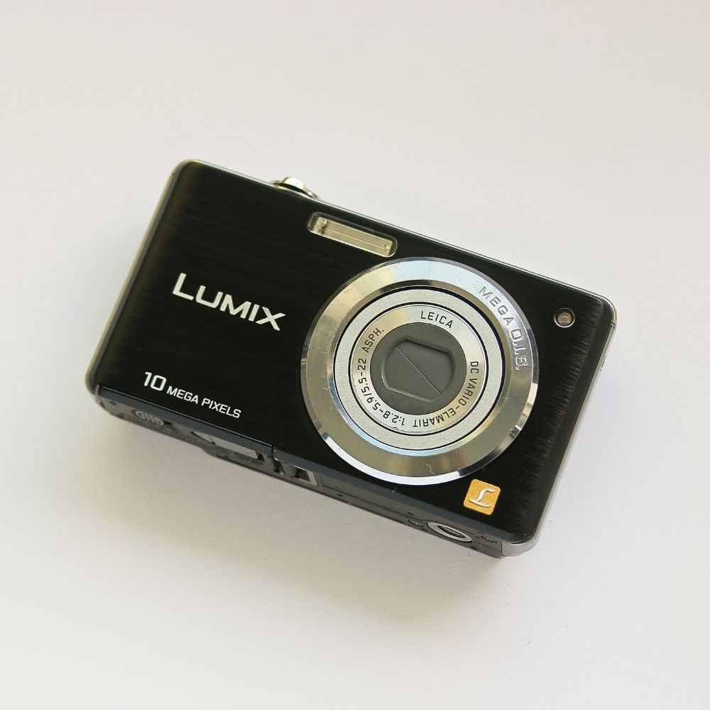 Panasonic LUMIX DMC-FS7