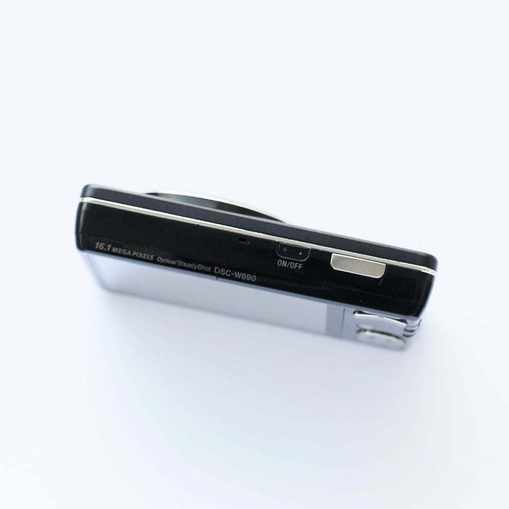 Sony Cyber-shot DSC-W690