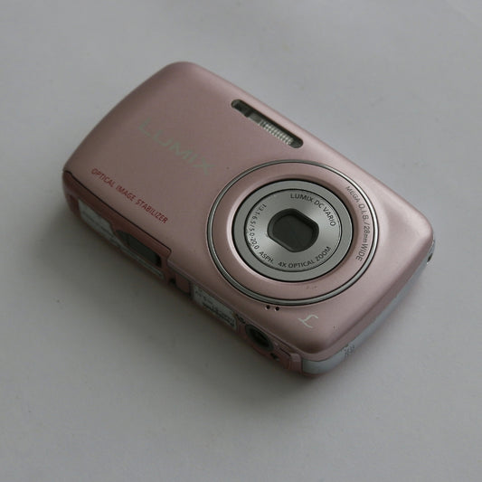Panasonic LUMIX DMC-S1