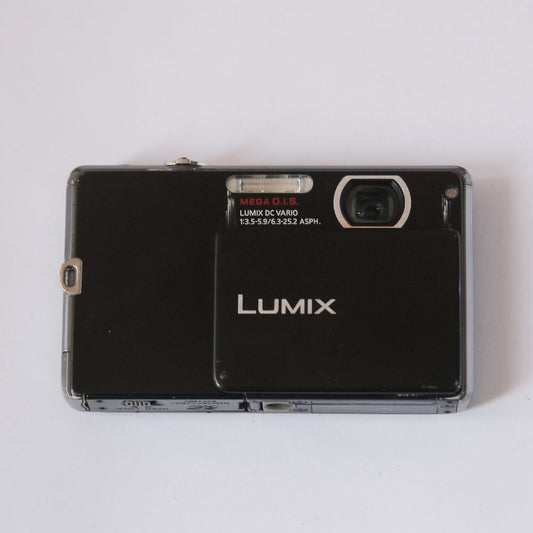 Panasonic LUMIX DMC-FP1