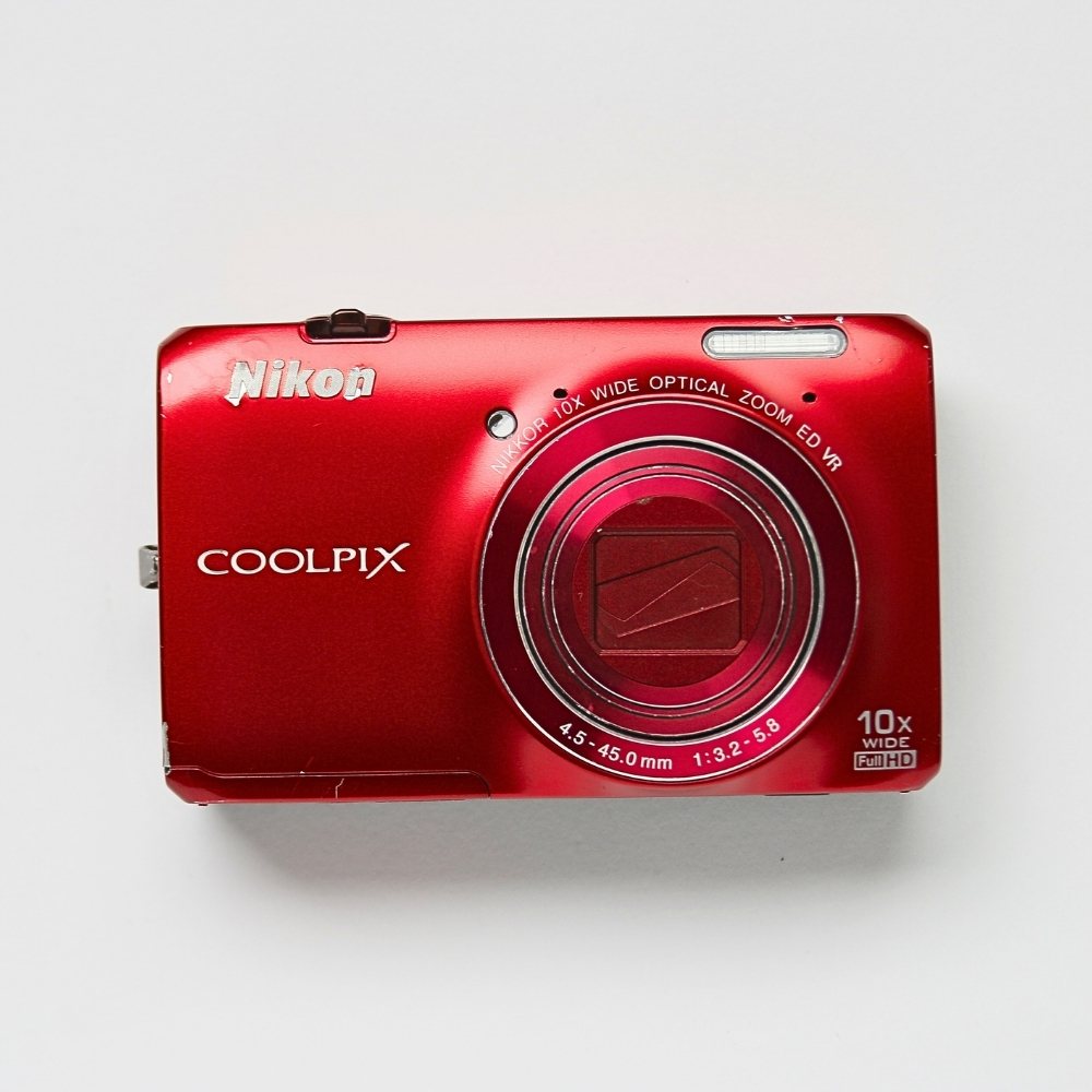 Nikon COOLPIX S6300