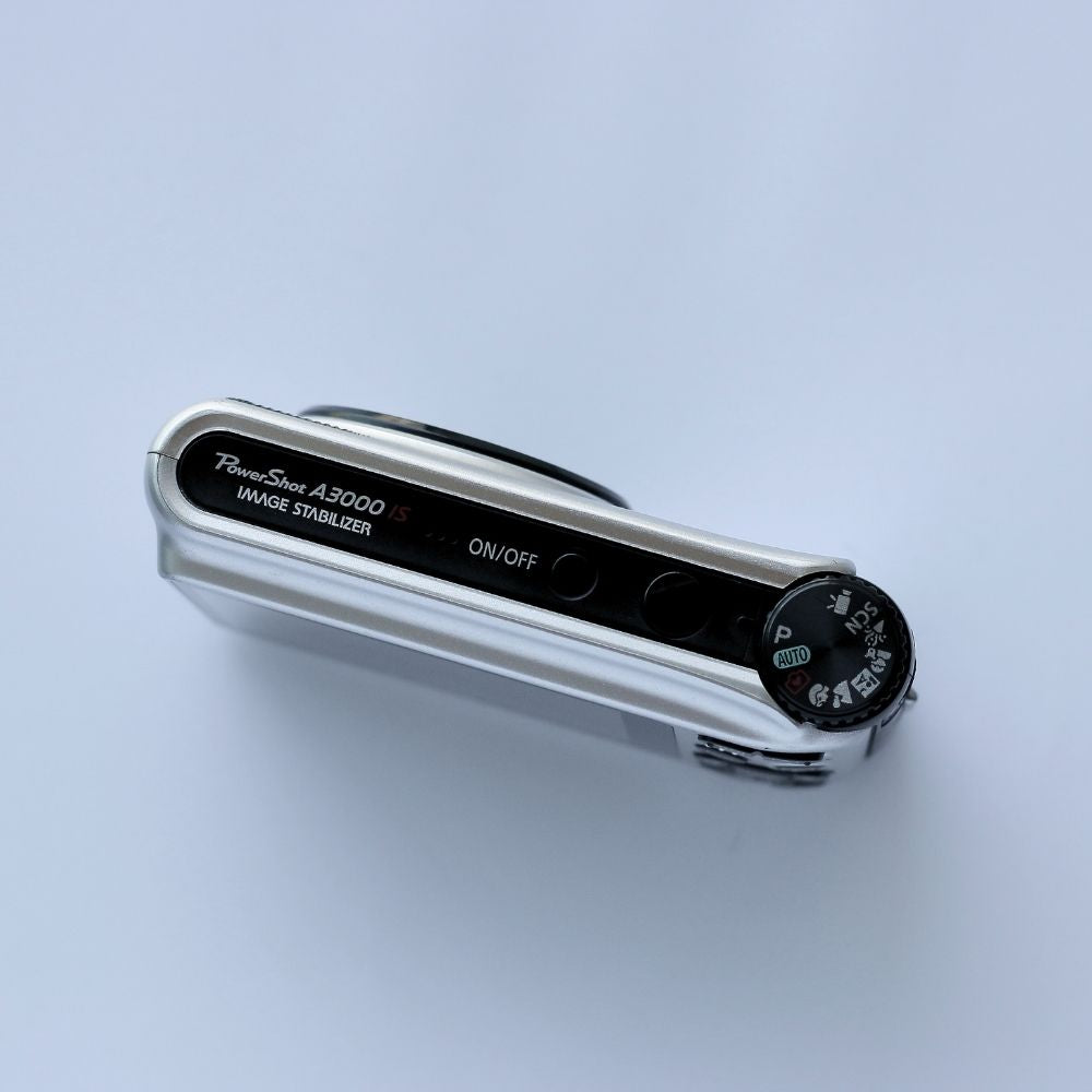 Canon PowerShot A3000 IS
