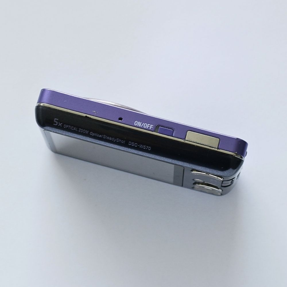 Sony Cyber-shot DSC-W570