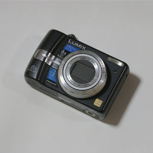 Panasonic LUMIX DMC-LZ7