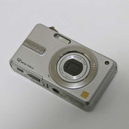 Panasonic Lumix DMC-F3