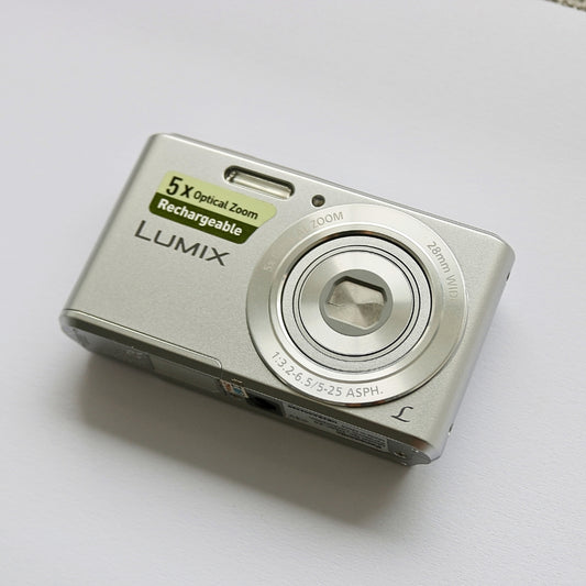 Panasonic Lumix DMC-F5