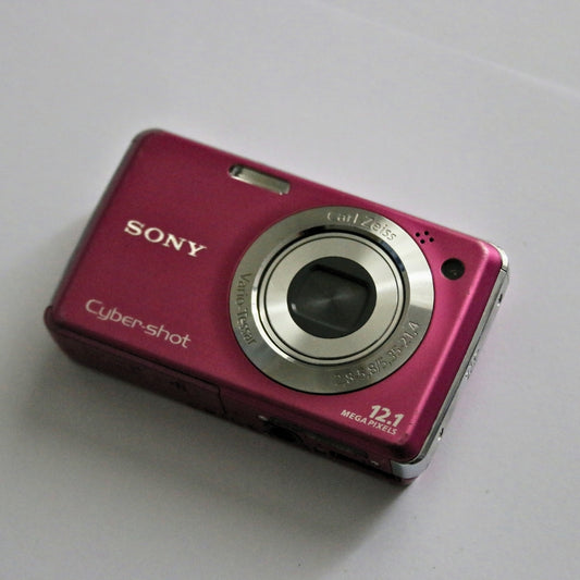 SONY Cyber-shot DSC-W220