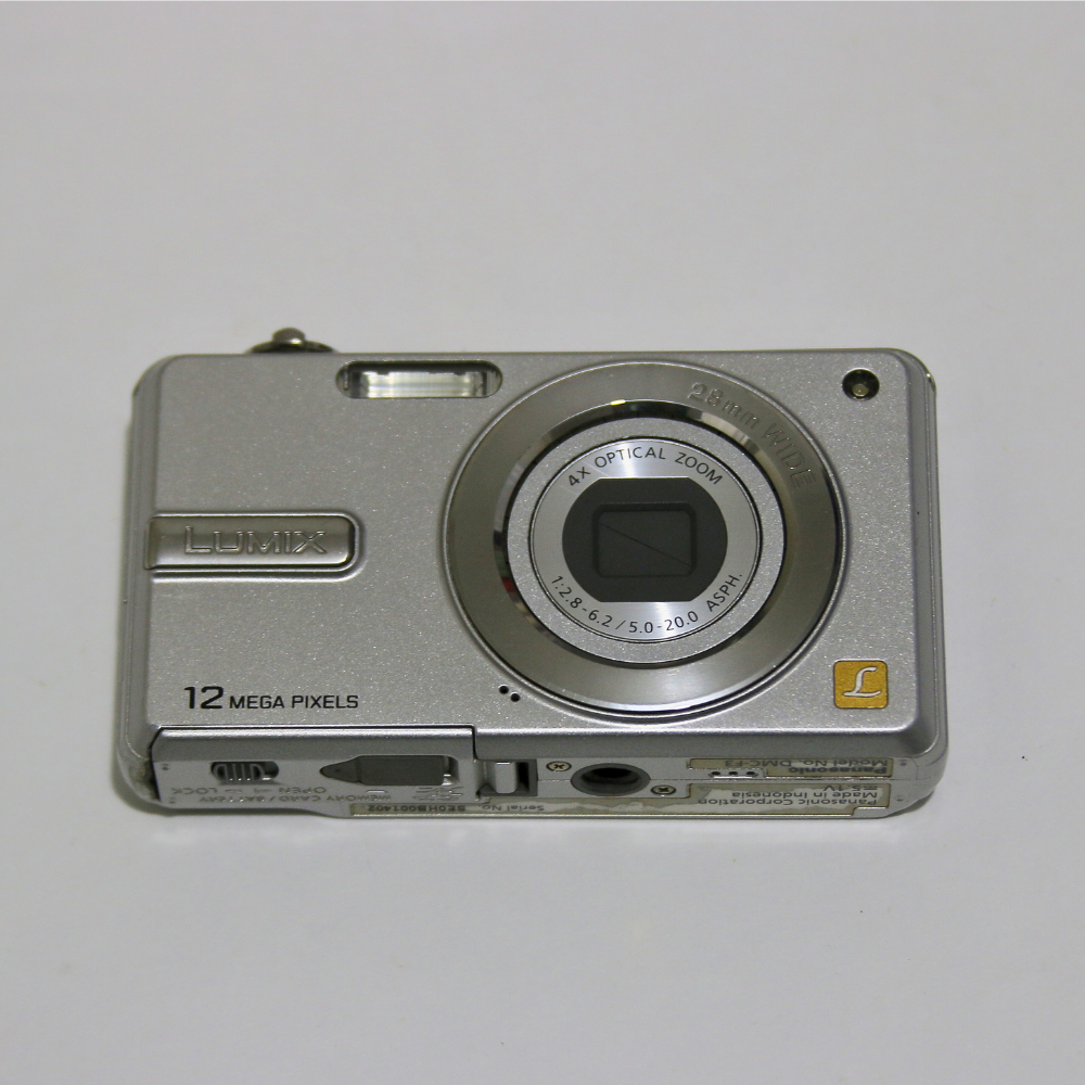 Panasonic Lumix DMC-F3