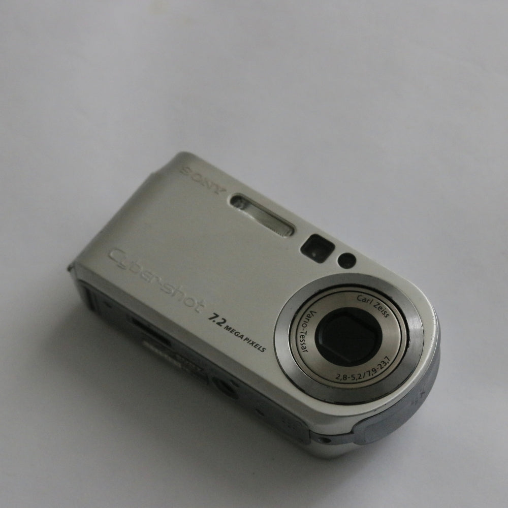Sony Cyber-shot DSC-P200