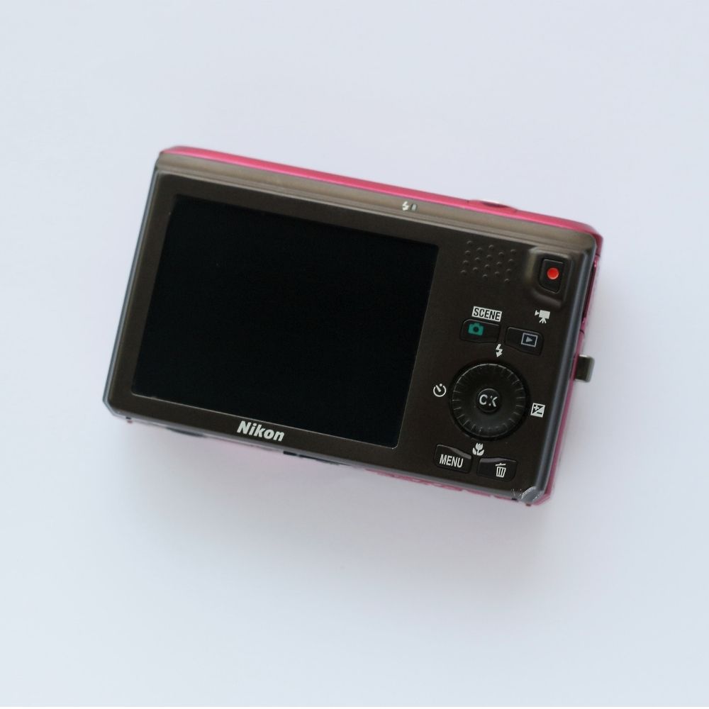 Nikon COOLPIX S6300