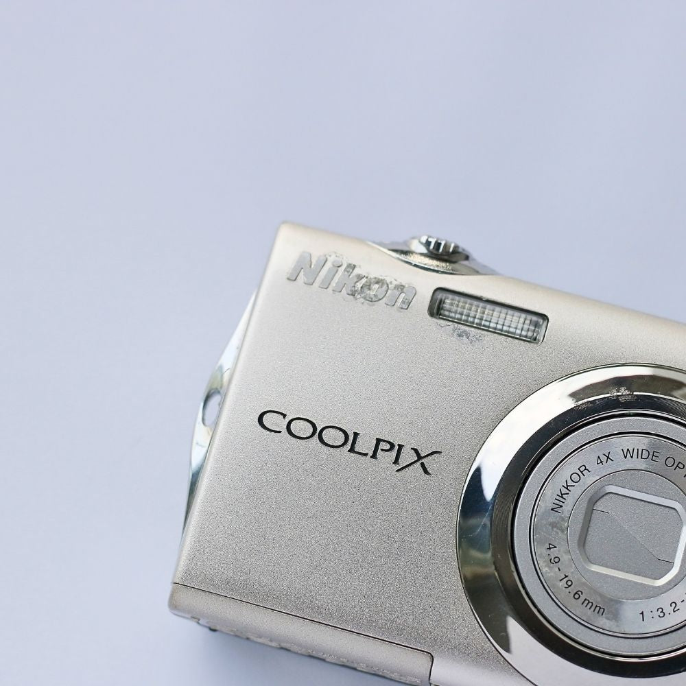Nikon COOLPIX S4000