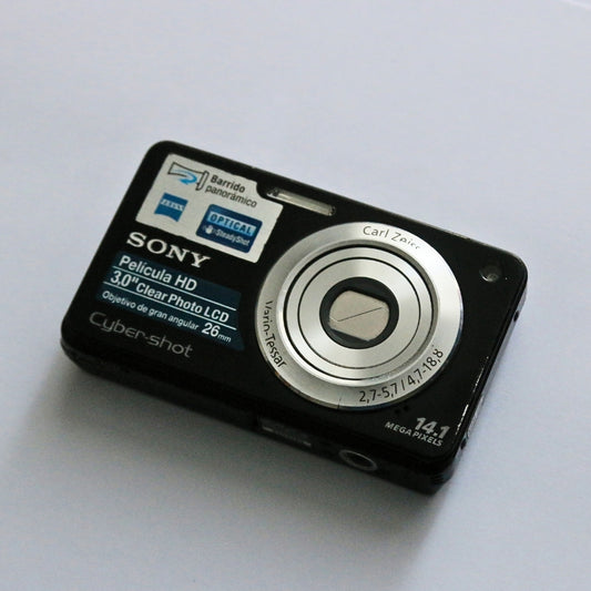 Sony Cyber-shot DSC-W560