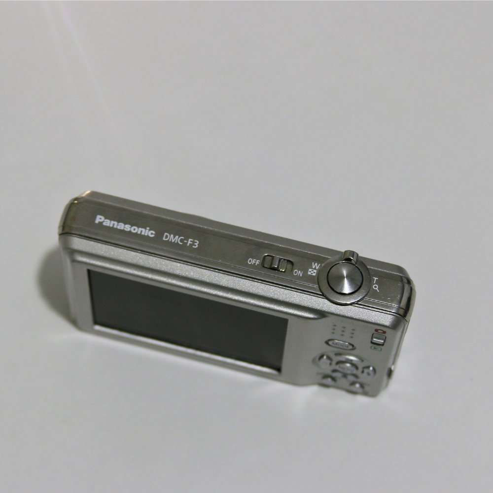 Panasonic Lumix DMC-F3