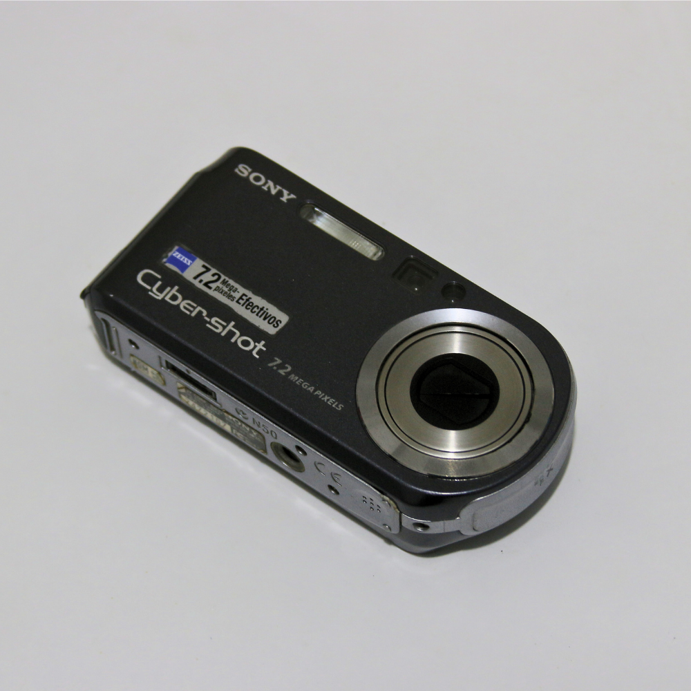Sony Cyber-shot DSC-P200