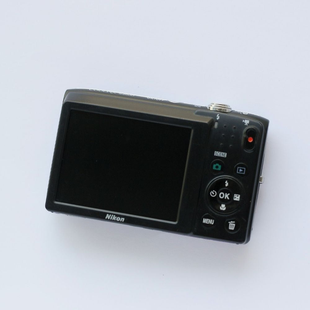 Nikon COOLPIX S2600