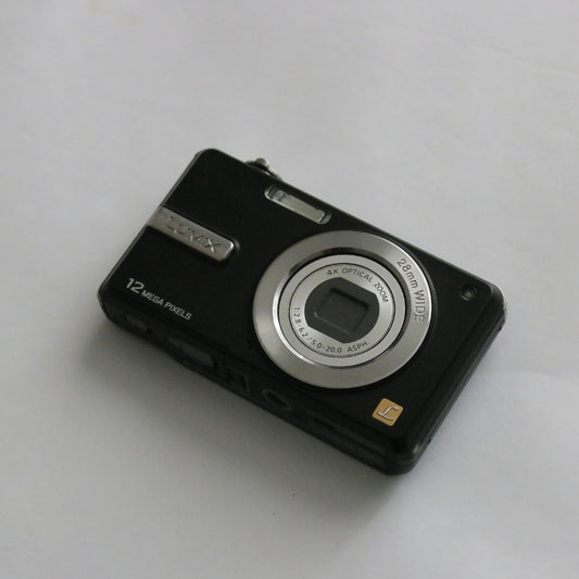 Panasonic Lumix DMC-F3