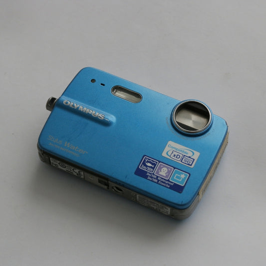 OLYMPUS Stylus 550WP